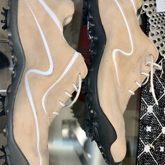 Women's FootJoy LoPro Tan sz9M Golf Shoes Footjoy new soft spikes included - Picture 4 of 8